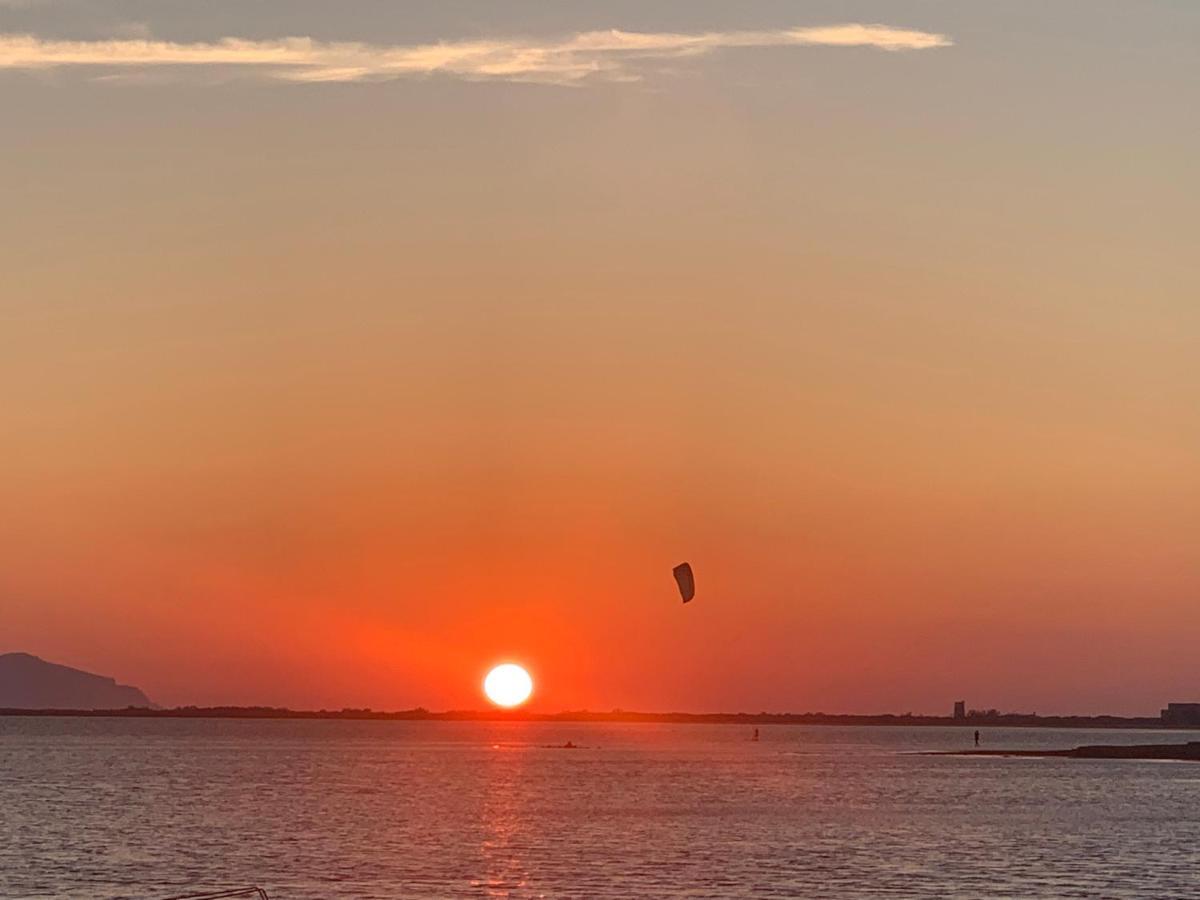 Sunset Wave - Stagnone Kitesurf Village Birgi Vecchi Dış mekan fotoğraf